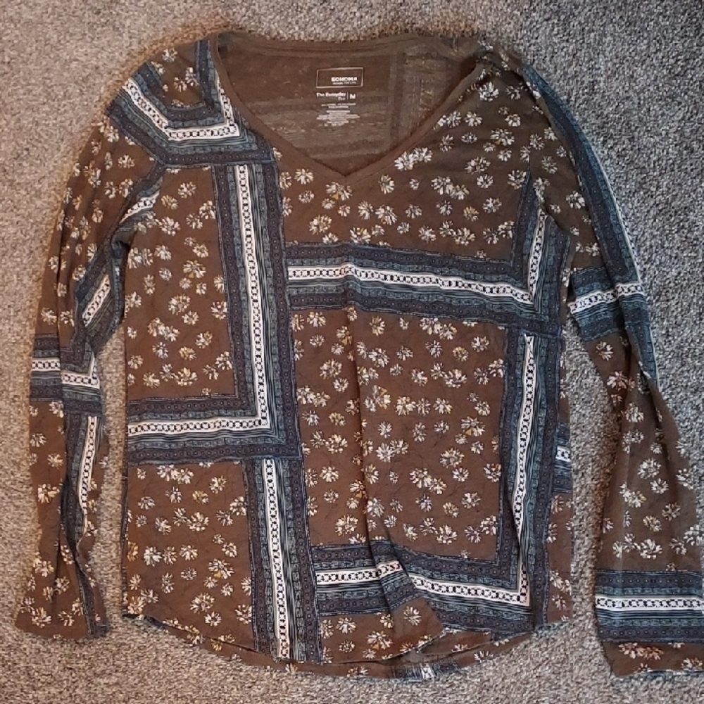 Sonoma Green and Cream Graphic Long Sleeve Blouse